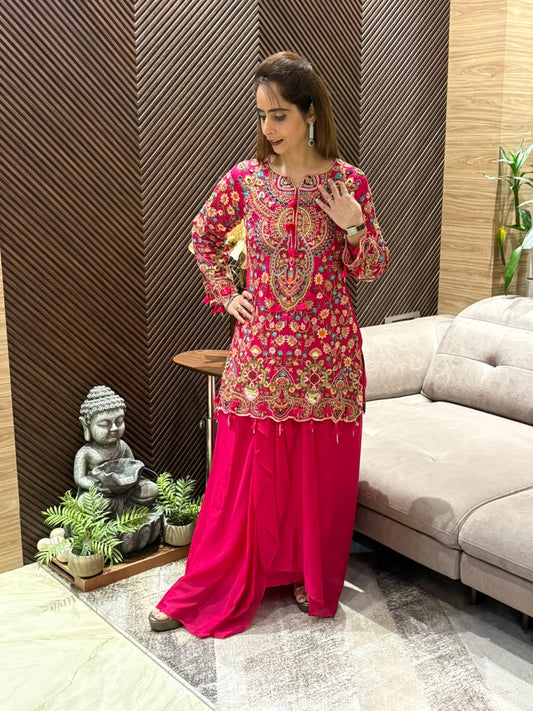 Luxurious Chinon crape stunning ensemble