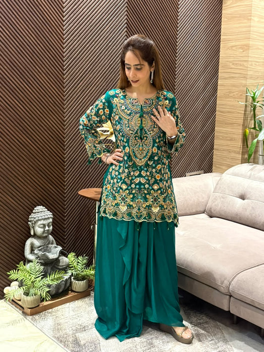 Luxurious Chinon crape stunning ensemble