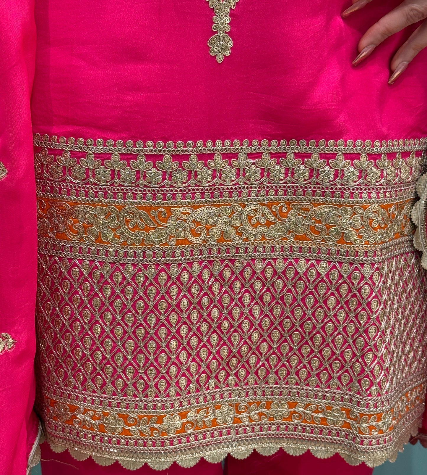 Blend Suit in hot pink and rust