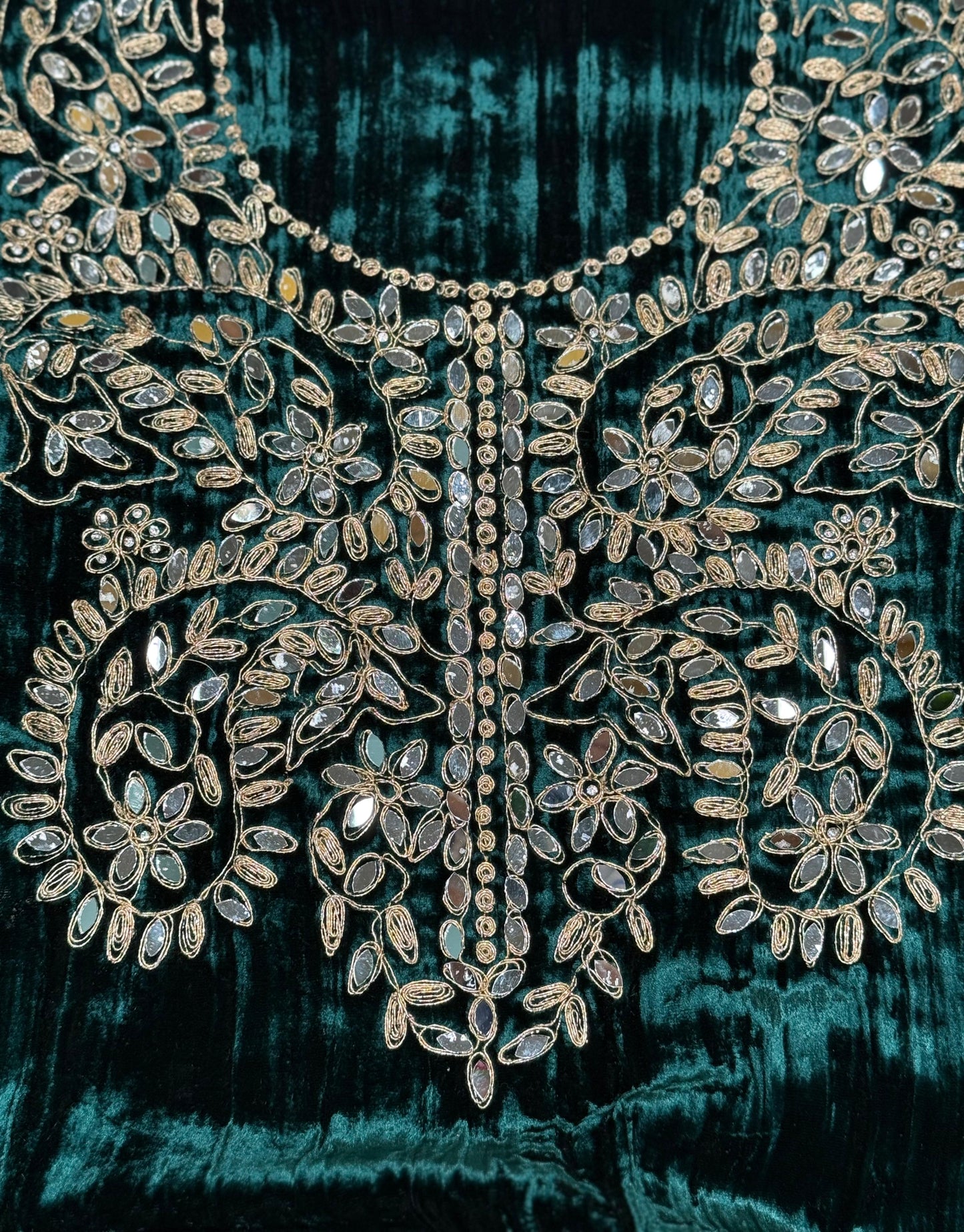 Step into royal elegance with our Crush Velvet