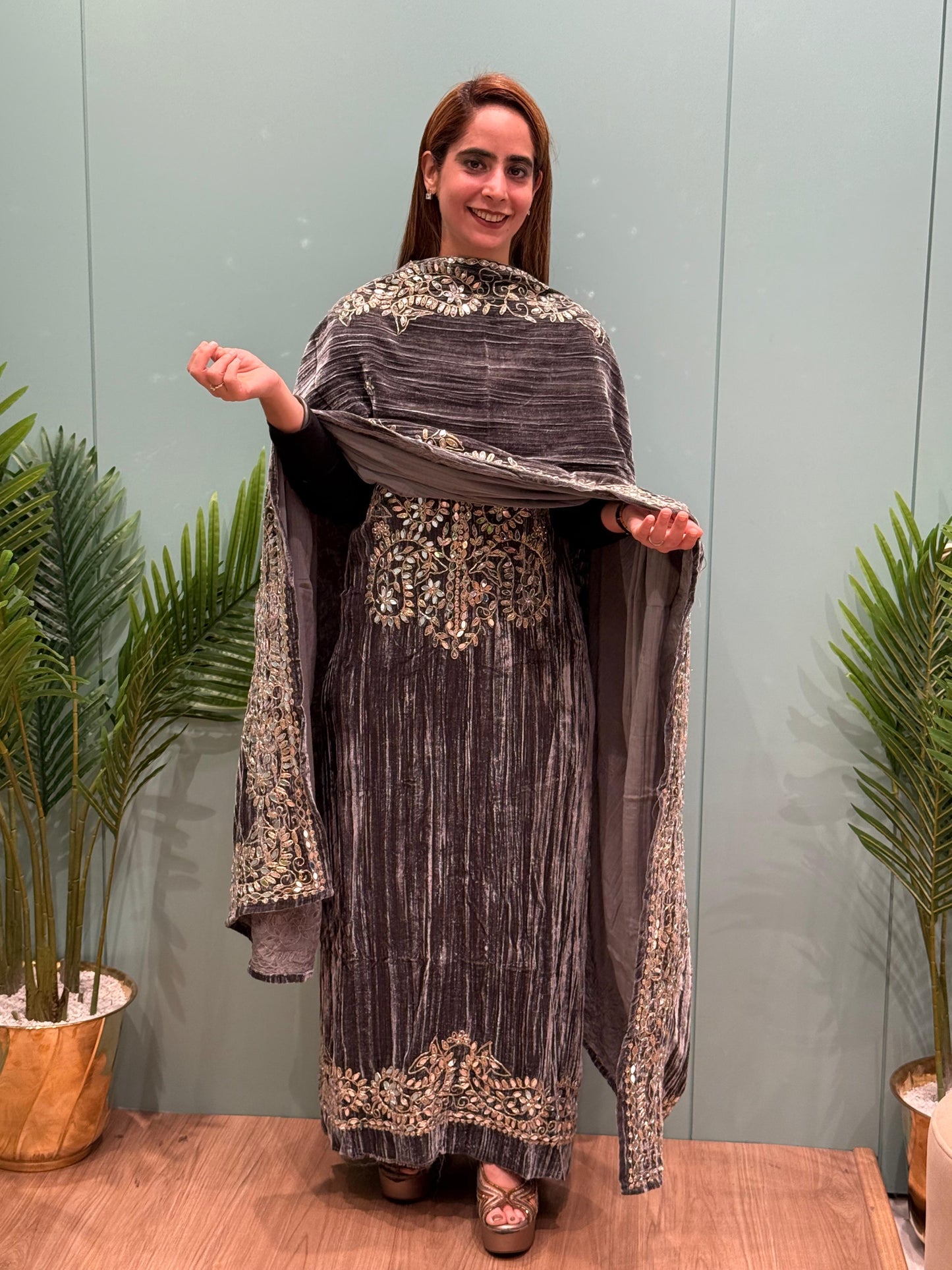 Step into royal elegance with our Crush Velvet