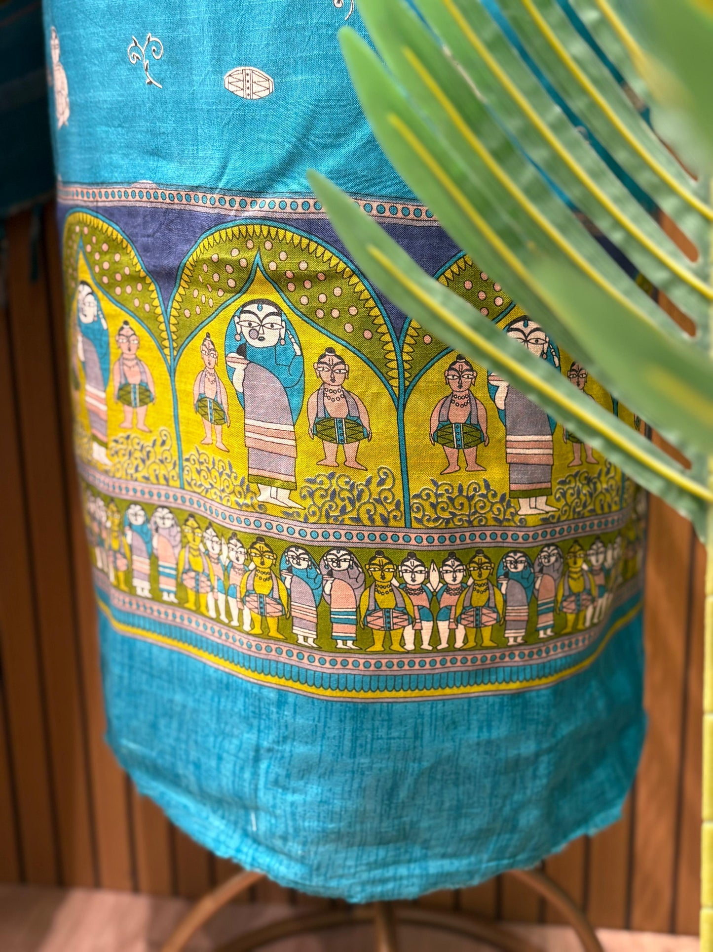 Elegant cotton fabric suit is a beautiful