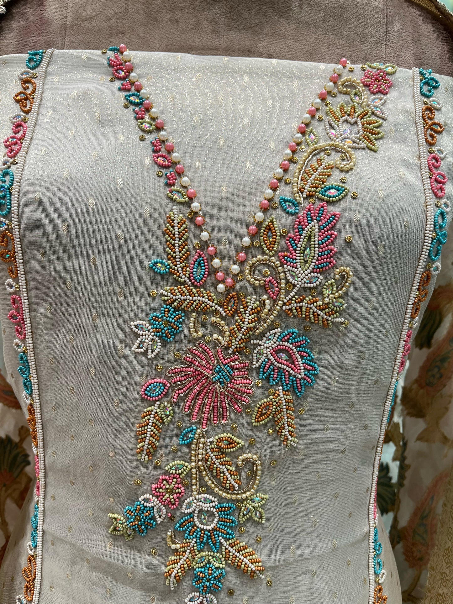 Elegant unstitched suit set crafted from pure cotton fabric