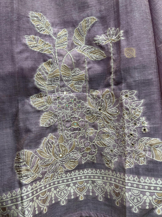 Elevate your ethnic wardrobe with this elegant unstitched suit set