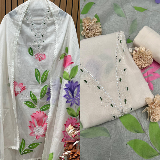 Embrace effortless elegance with this unstitched Maheshwari cotton