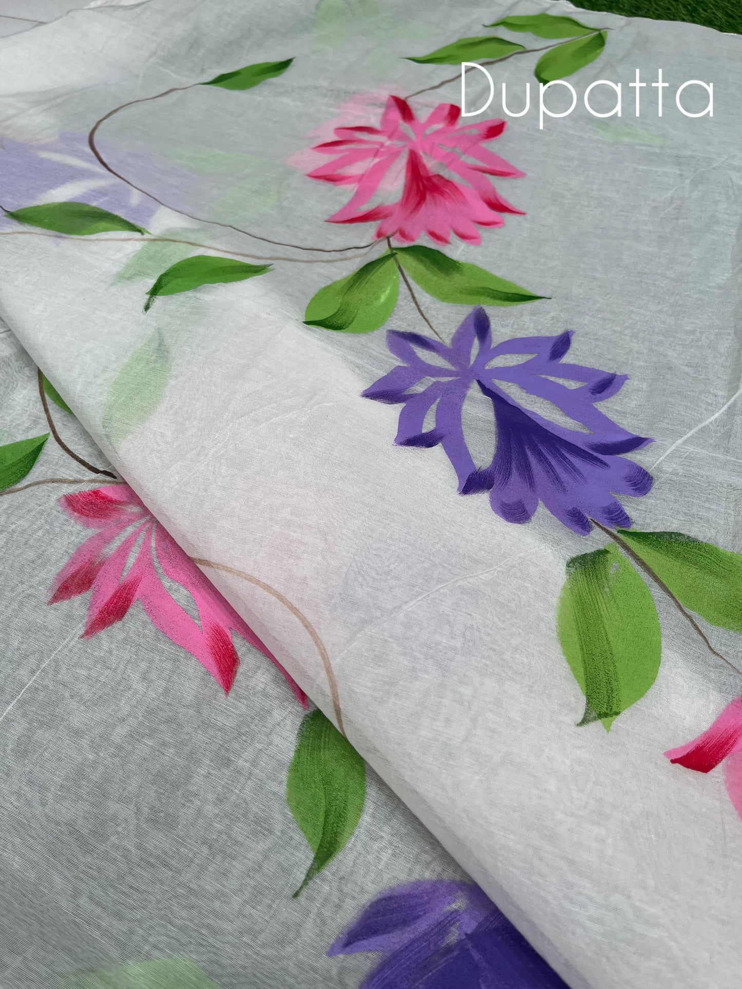 Embrace effortless elegance with this unstitched Maheshwari cotton