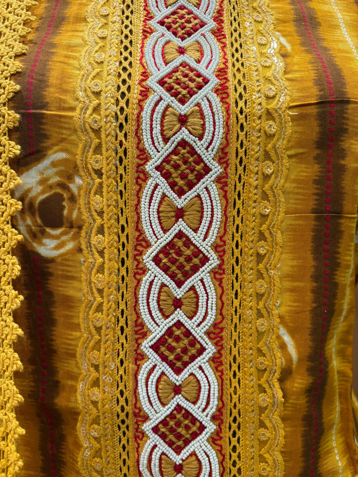 Modern twist to your wardrobe with our unstitched pure cotton suit fabric