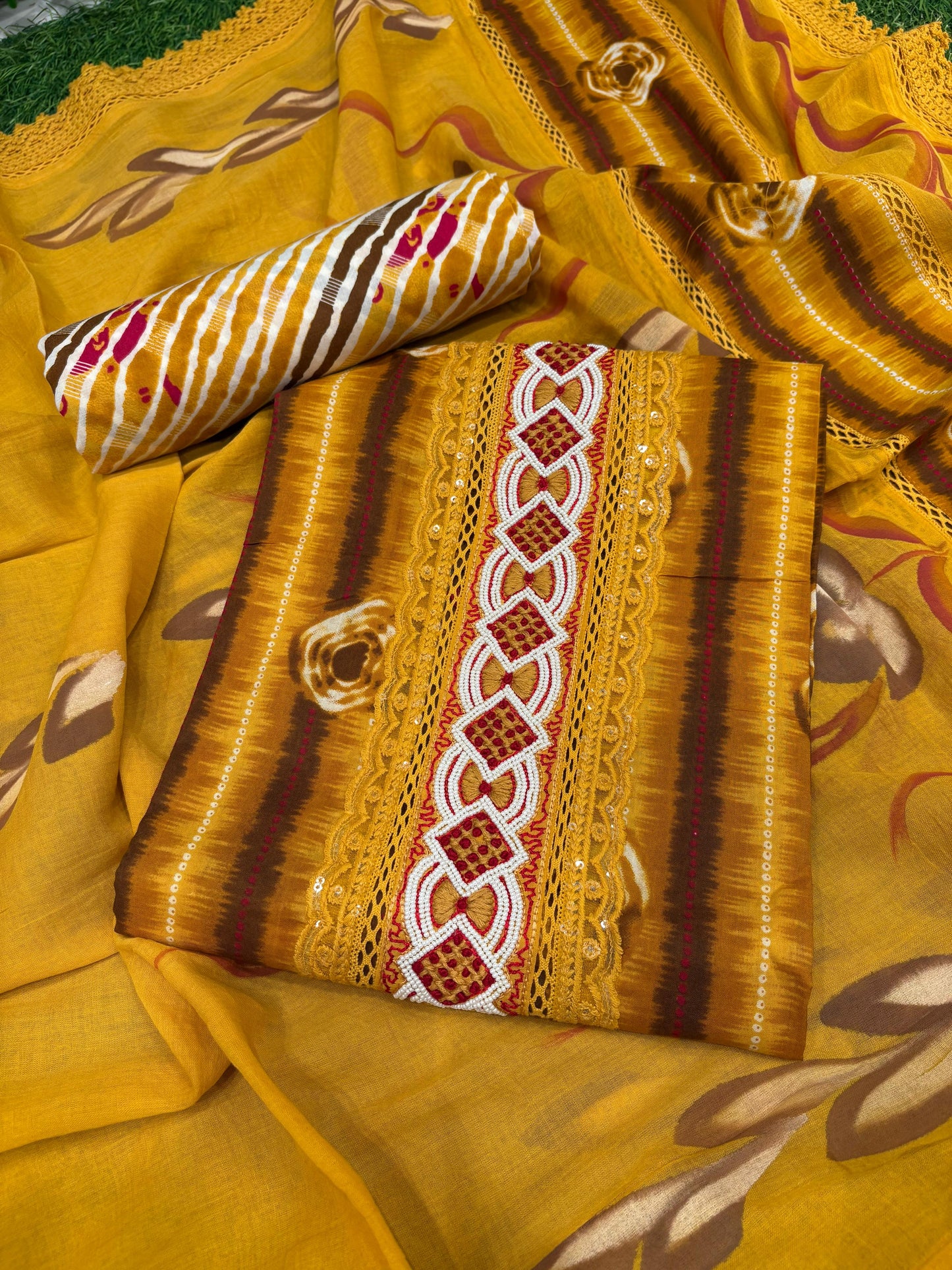 Modern twist to your wardrobe with our unstitched pure cotton suit fabric