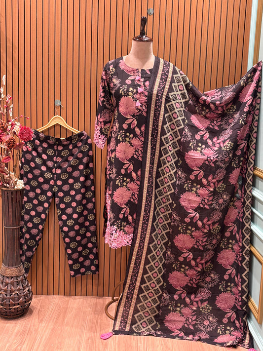 This elegant floral-printed suit features a deep brown base