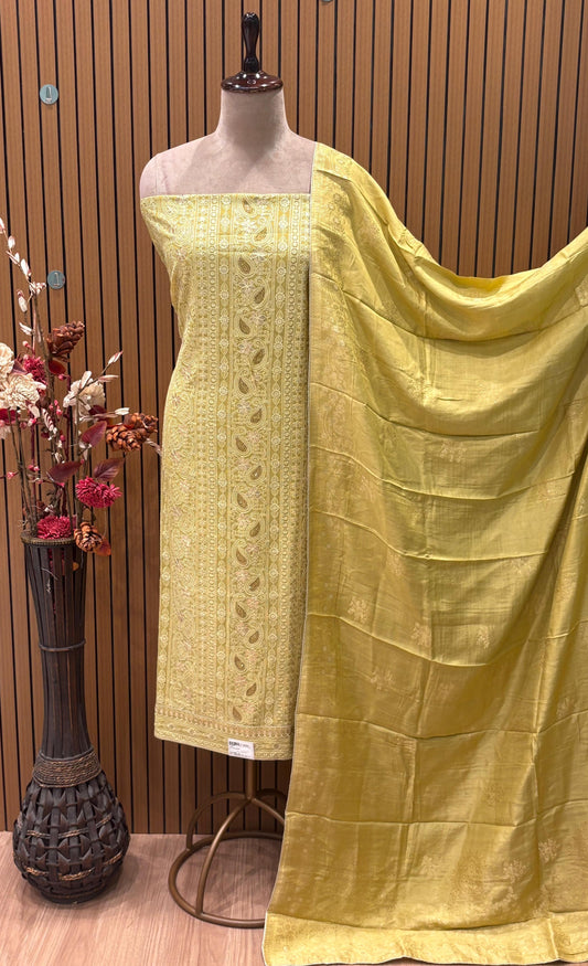 Add timeless elegance to your wardrobe with this exquisite unstitched suit