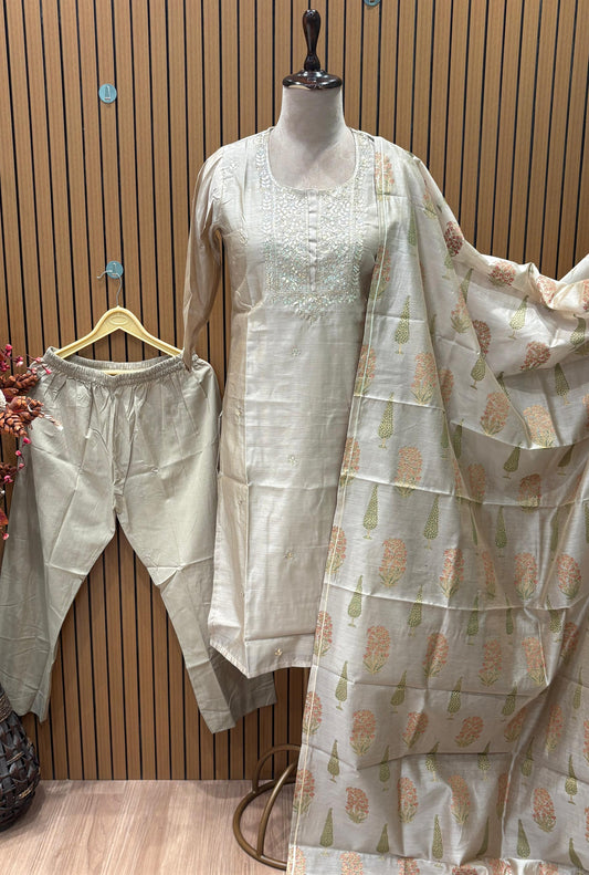 Graceful mul chanderi  suit set featuring intricate mirror