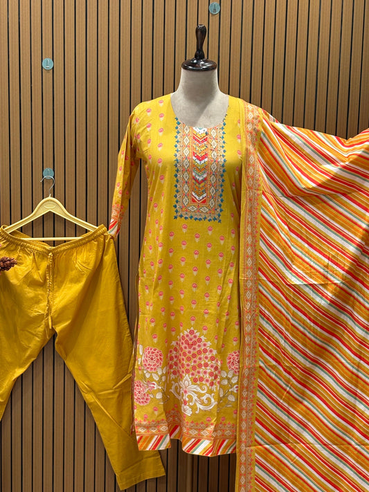 Brighten your wardrobe with this vibrant pure cotton suit set