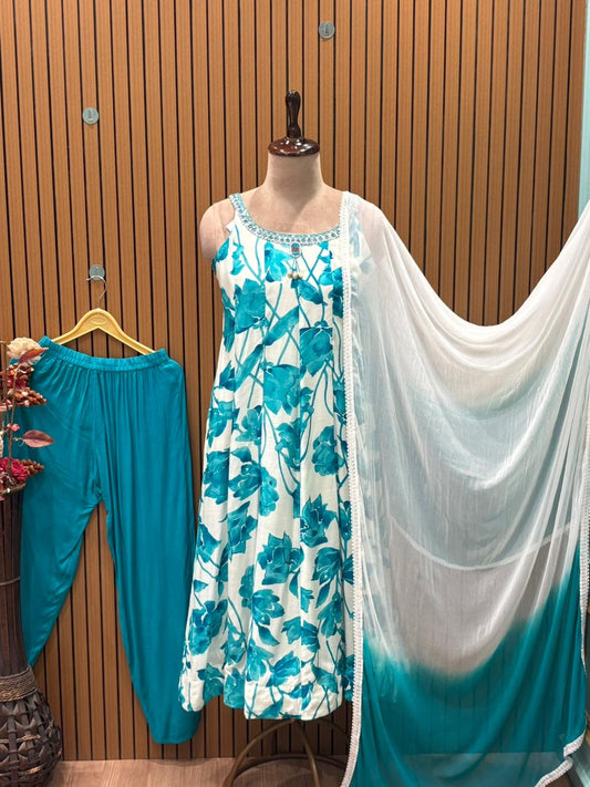 Stylish kurti set crafted in pure cotton fabric