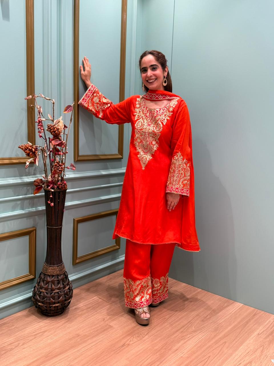 Radiate festive charm in our raw silk kurti set