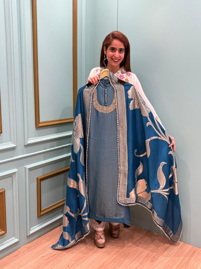 Unveil the beauty of tradition with a modern glow in our Organza Shimmer