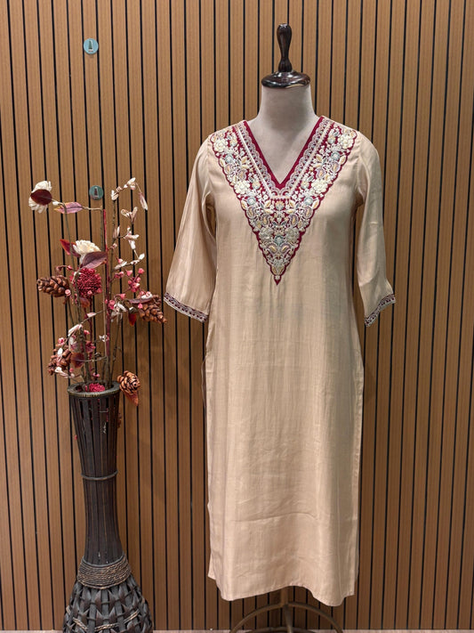 Chinon embroidered kurti with collared neckline