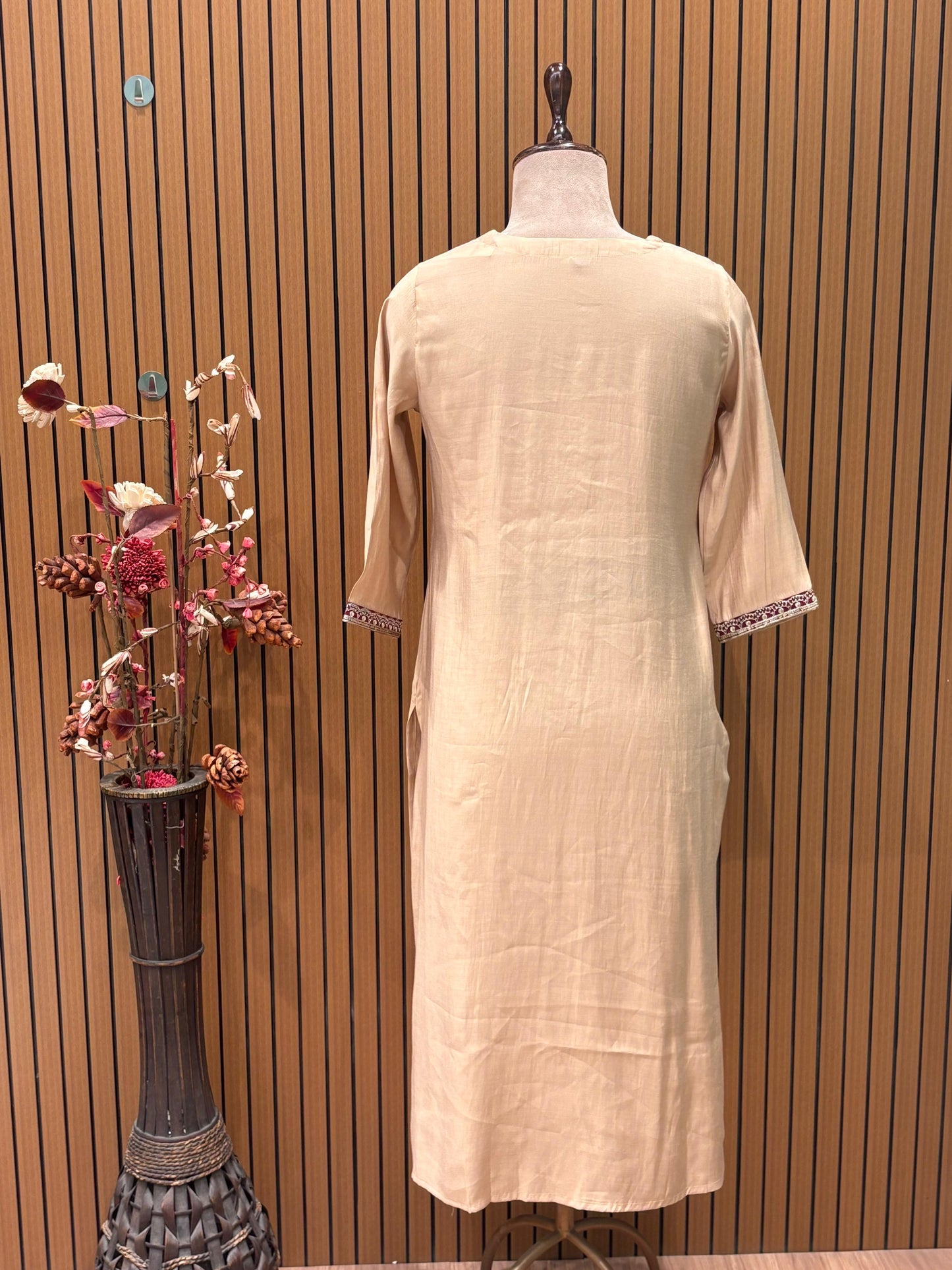Chinon embroidered kurti with collared neckline