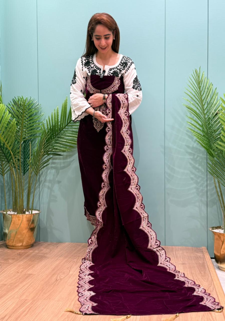 Presenting our luxurious unstitched velvet suit
