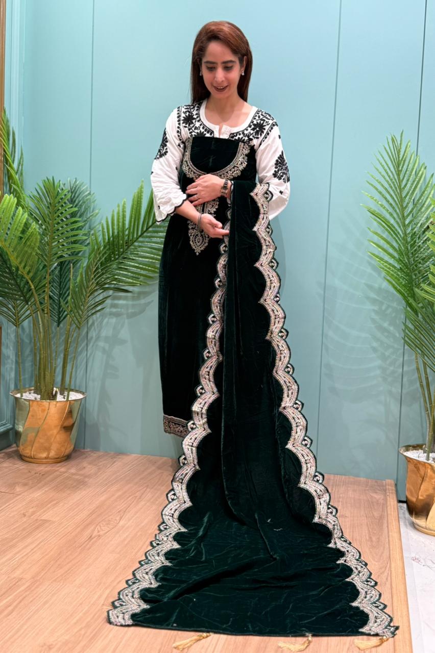 Presenting our luxurious unstitched velvet suit