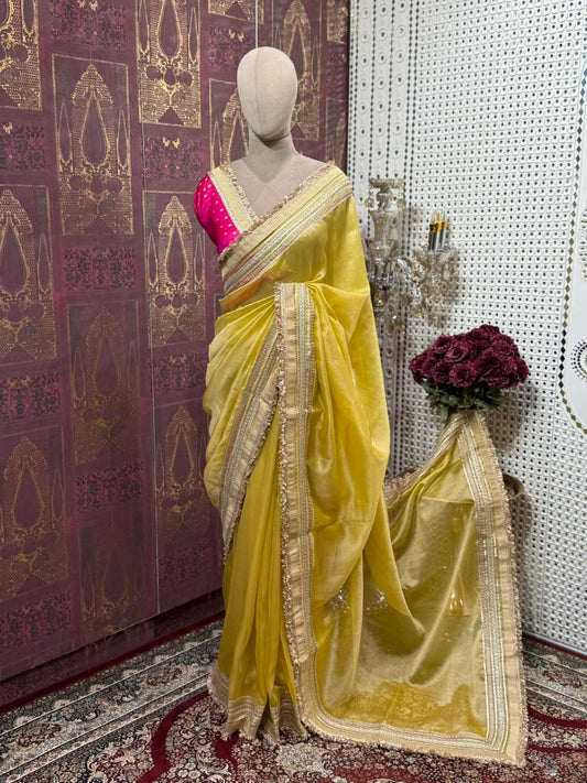 Beautiful running saree comes in premium shimmer organza,