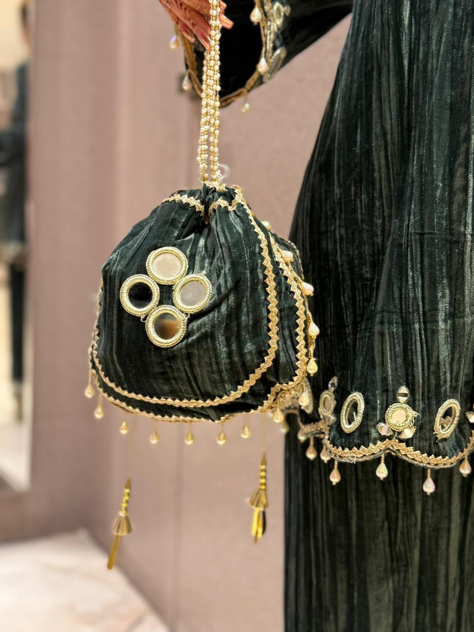 Luxury crush velvet cord-set