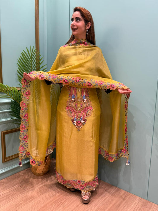 luxurious Burberry shimmer unstitched suit