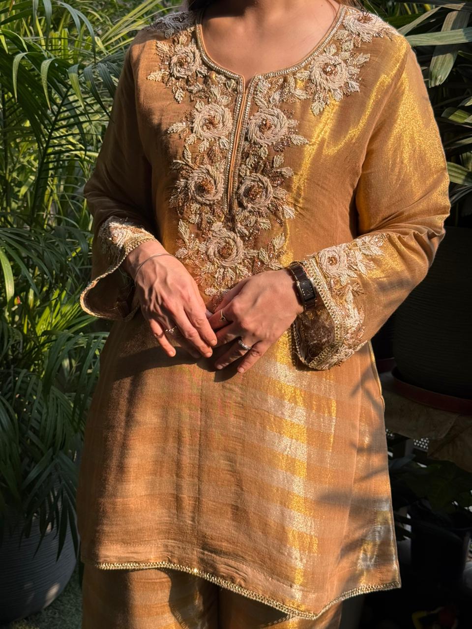 Elegant cord set crafted in luxurious tissue silk fabric