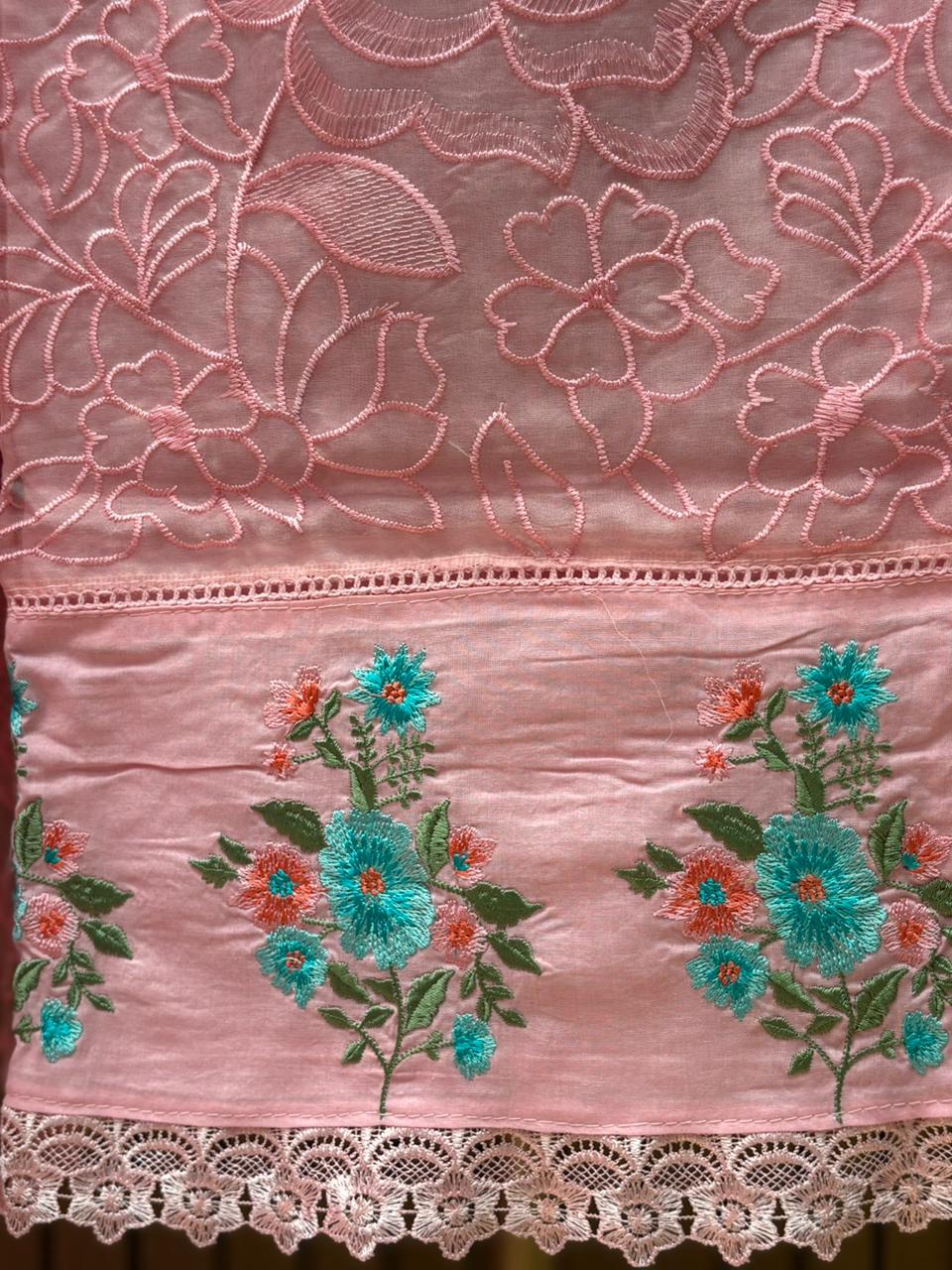 Elegant unstitched suit is crafted in soft and breathable mul cotton