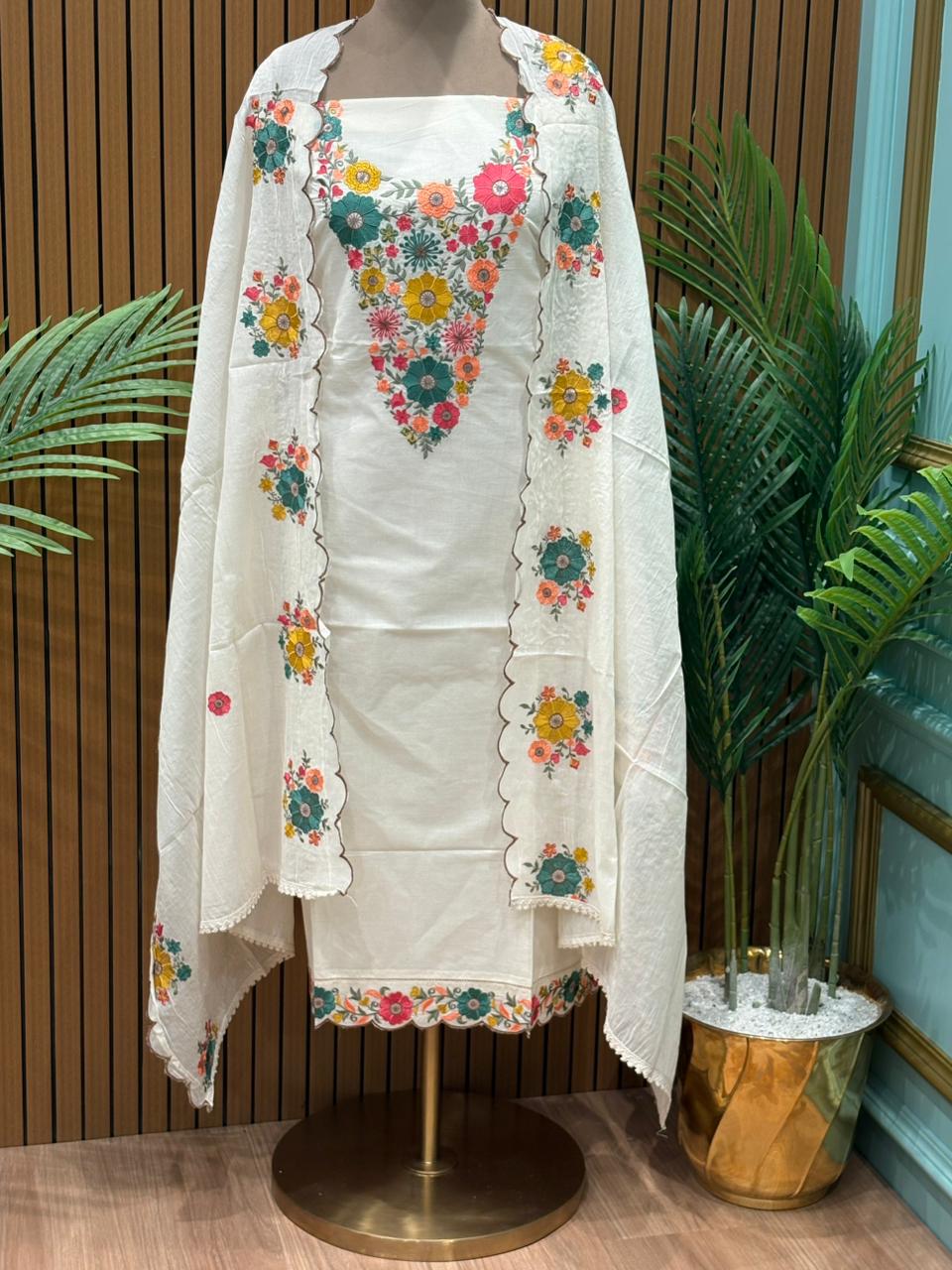 Elegant unstitched suit set is crafted in soft cotton fabric