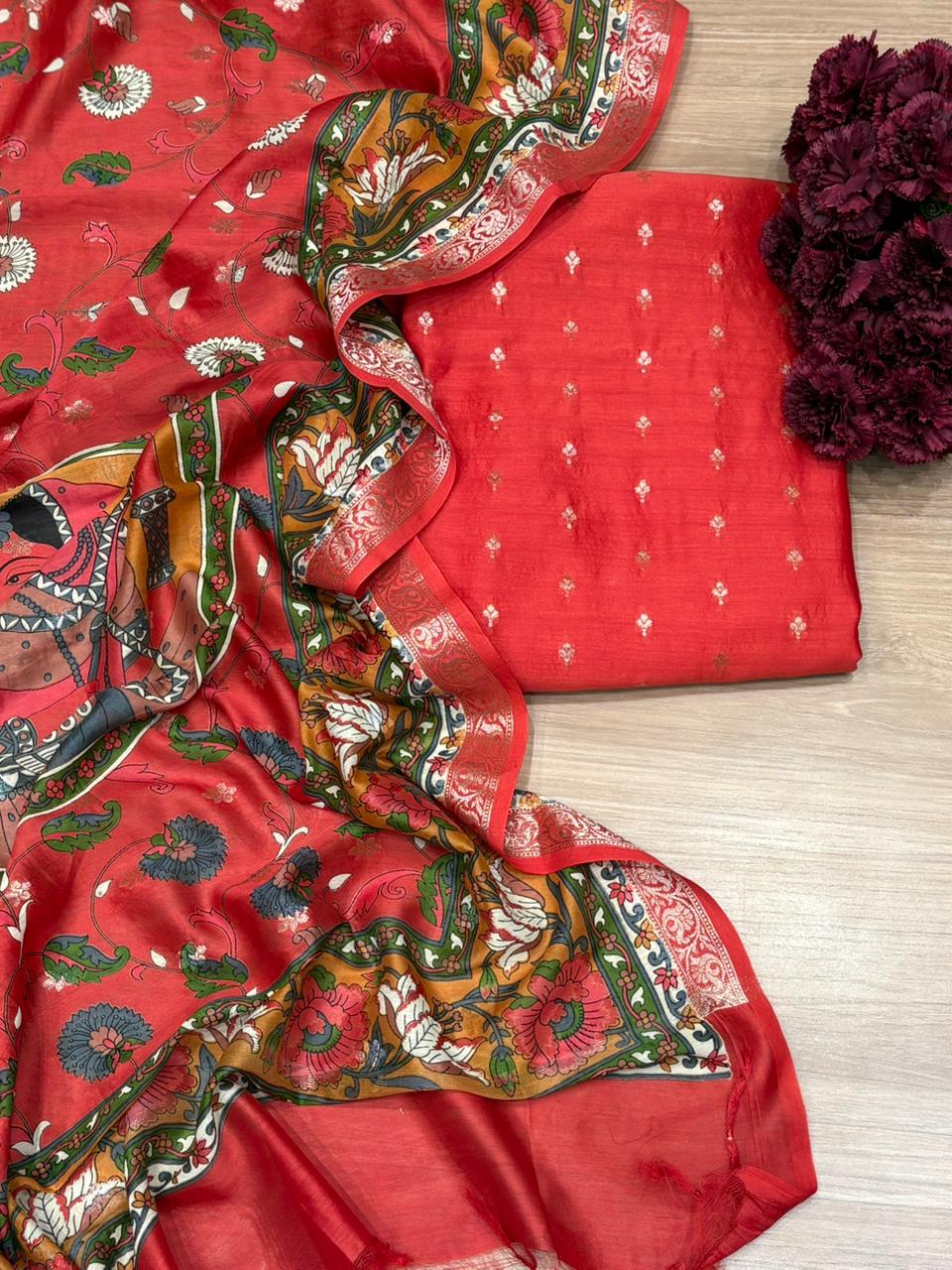 Elegant unstitched fabric suit is crafted with a premium Maheshwari fabric