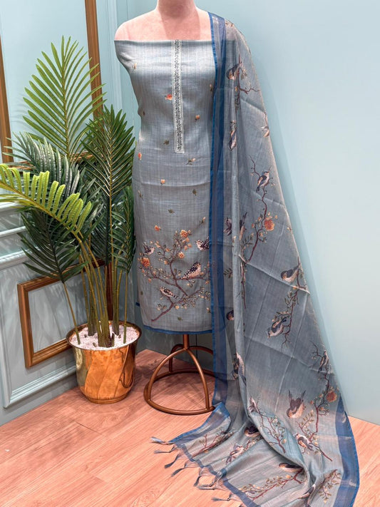 Exquisite unstitched suit is crafted in soft and breathable linen cotton