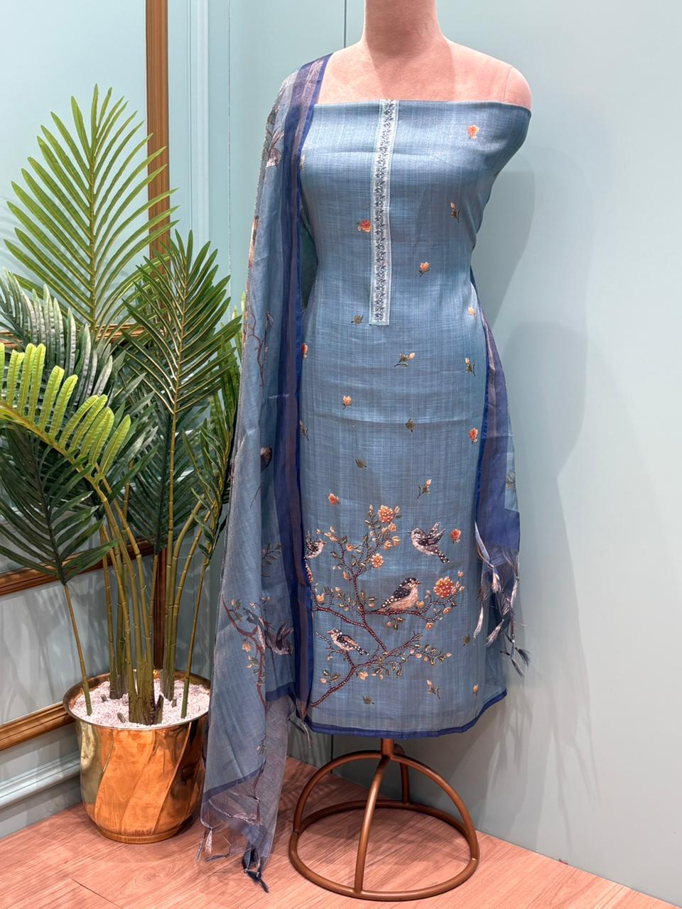 Exquisite unstitched suit is crafted in soft and breathable linen cotton