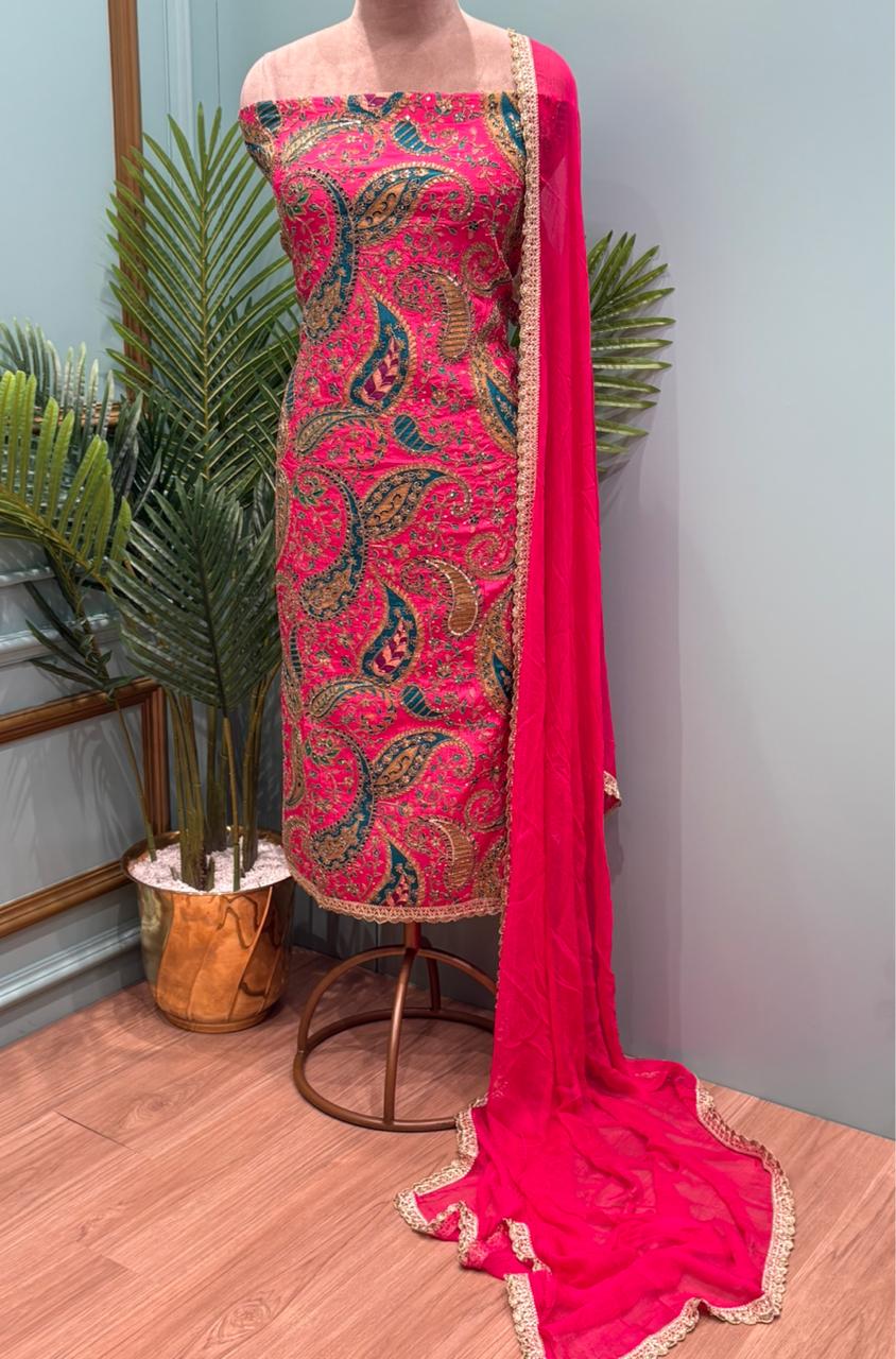 Elegant unstitched suit is designed to make a graceful statement