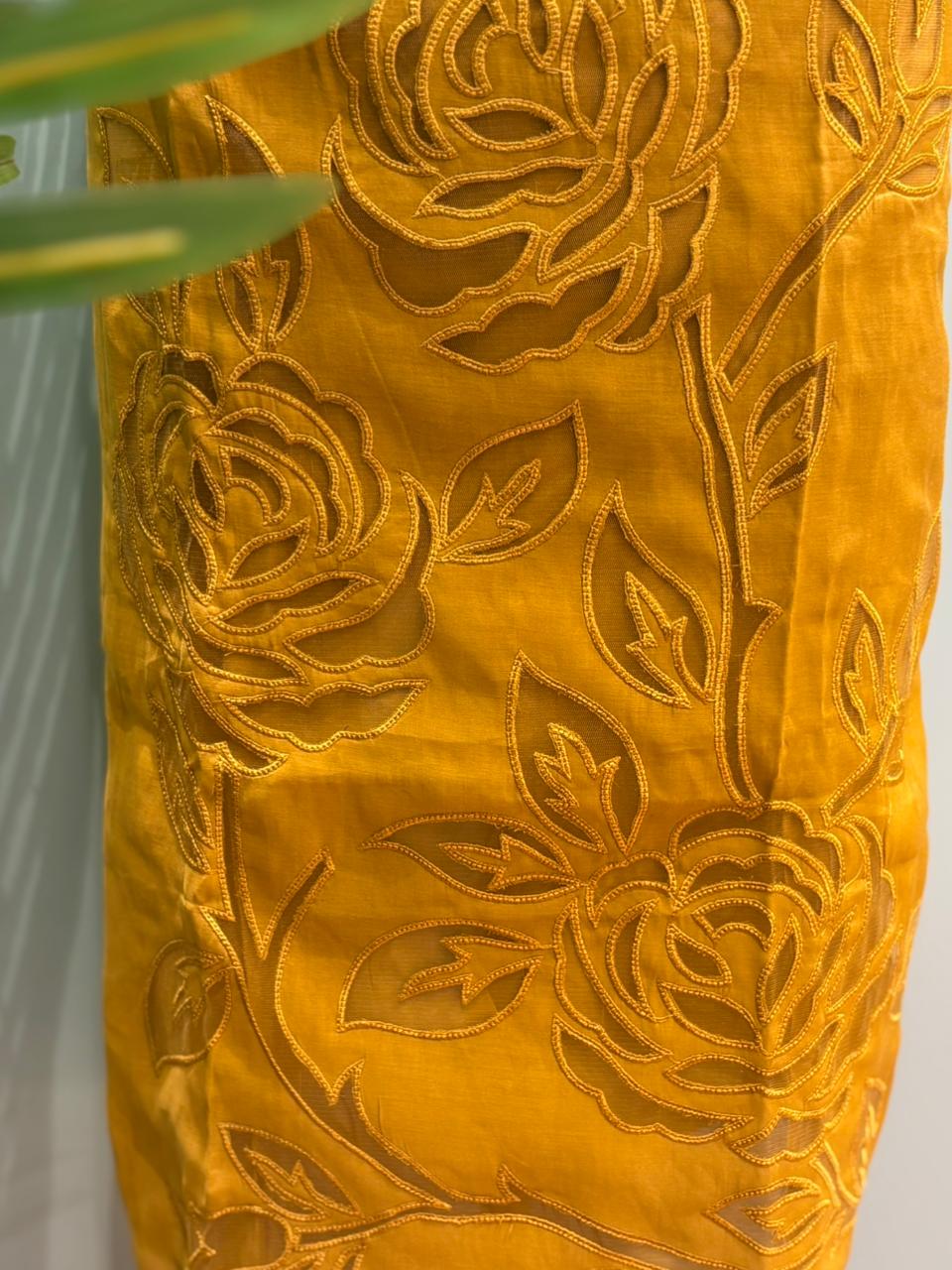 Elegant unstitched suit is crafted in premium muslin cotton