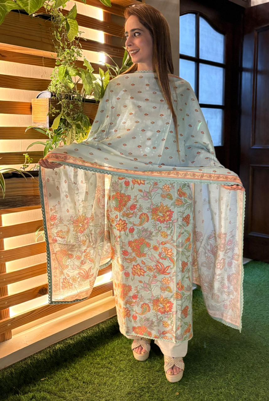 Elevate your everyday elegance with this beautifully designed