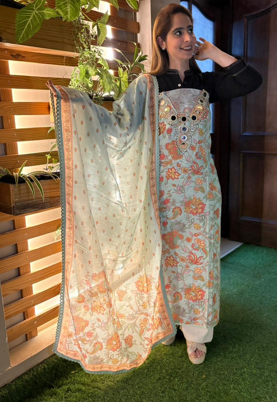 Elevate your everyday elegance with this beautifully designed