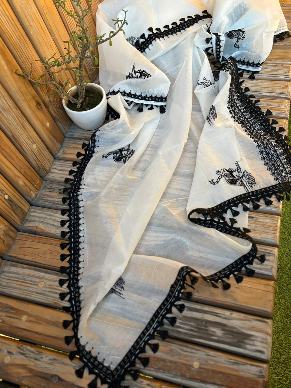 Crafted in soft breathable cotton fabric