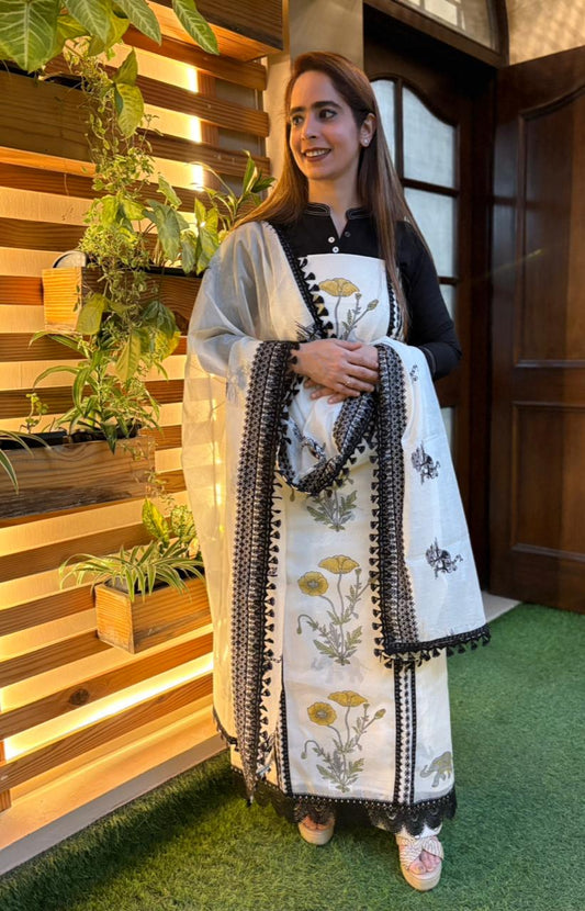 Crafted in soft breathable cotton fabric