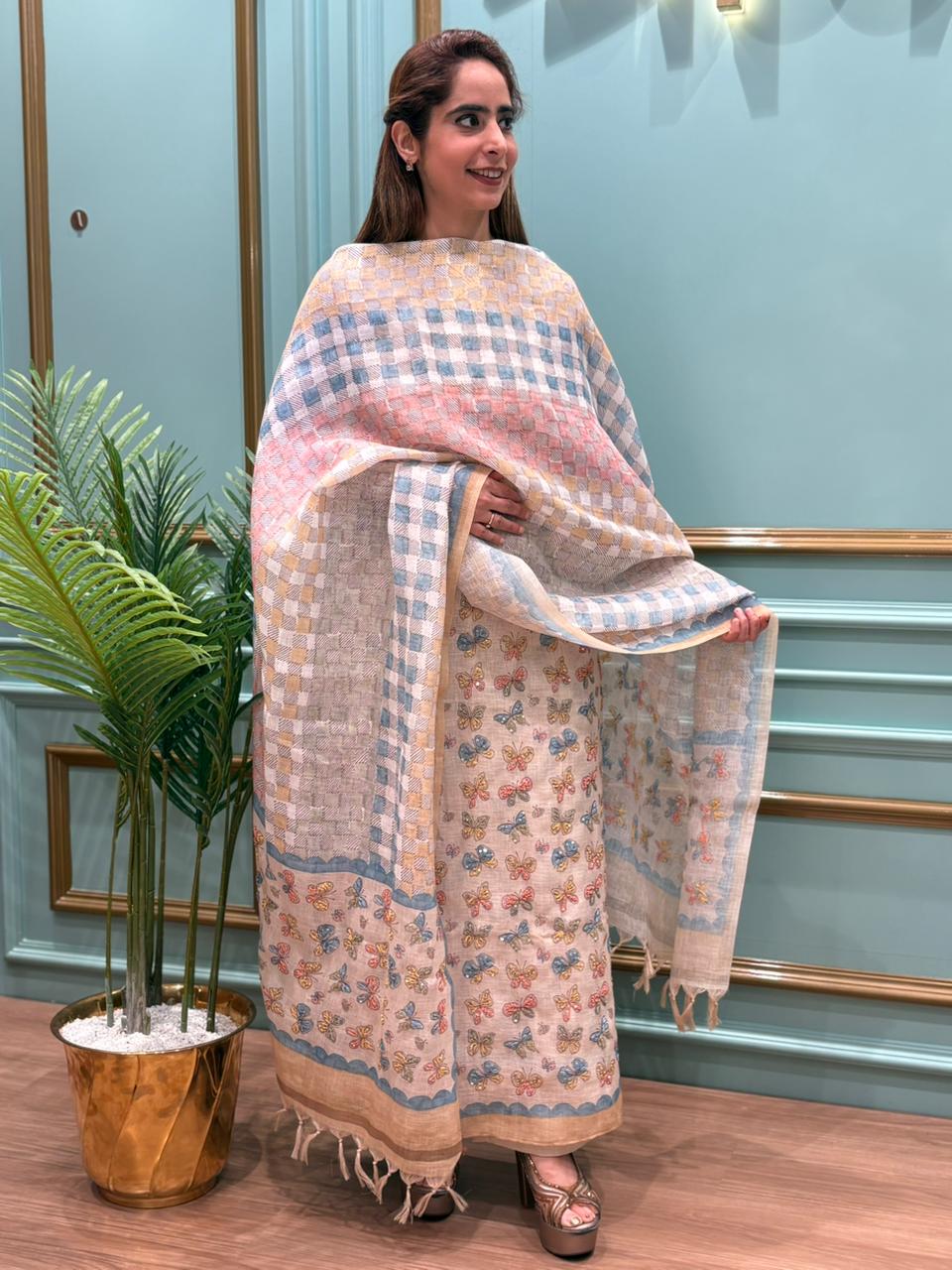 Effortless elegance with this pure linen cotton unstitched suit