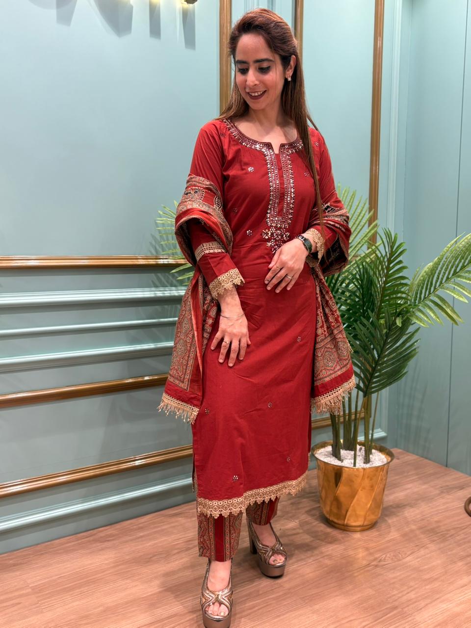 Beautifully designed cotton kurti set