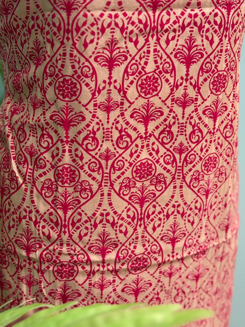 Timeless artistry with this beautiful unstitched Maheswari cotton suit set.