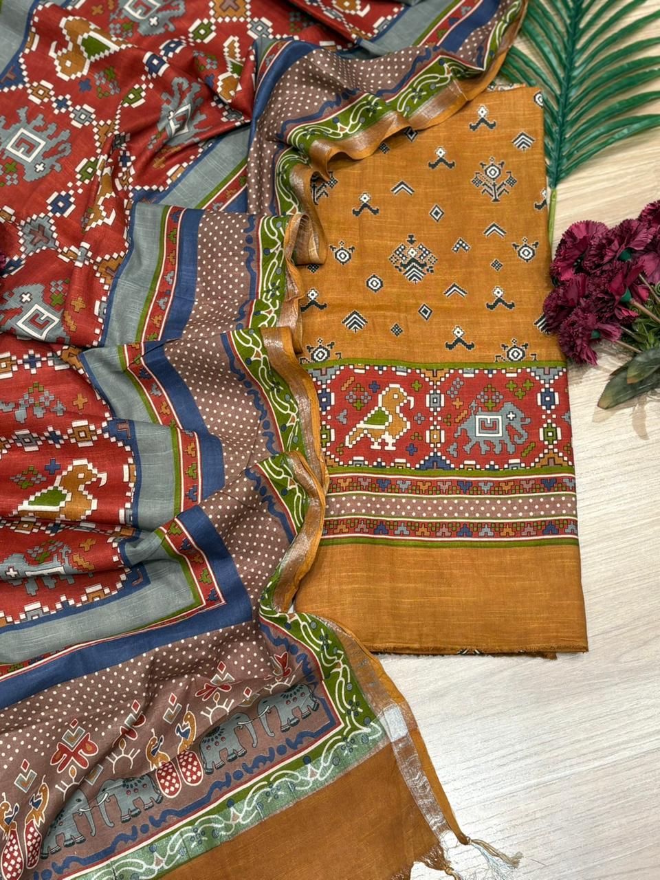 Grace meets tradition in this stunning unstitched cotton suit set