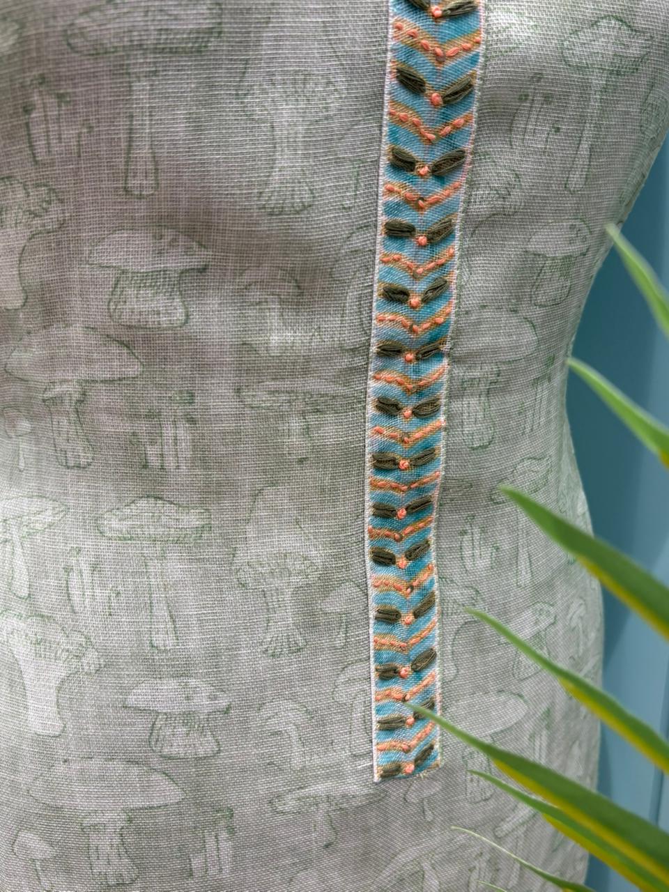 Elegant unstitched suit crafted in pure linen cotton fabric