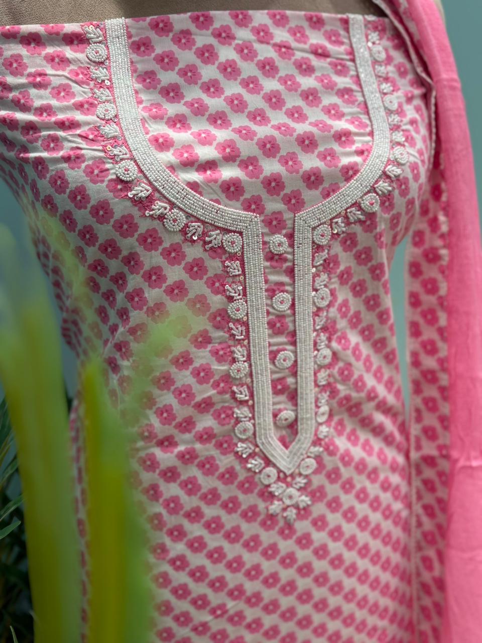 Beautiful unstitched cotton suit set designed for comfort