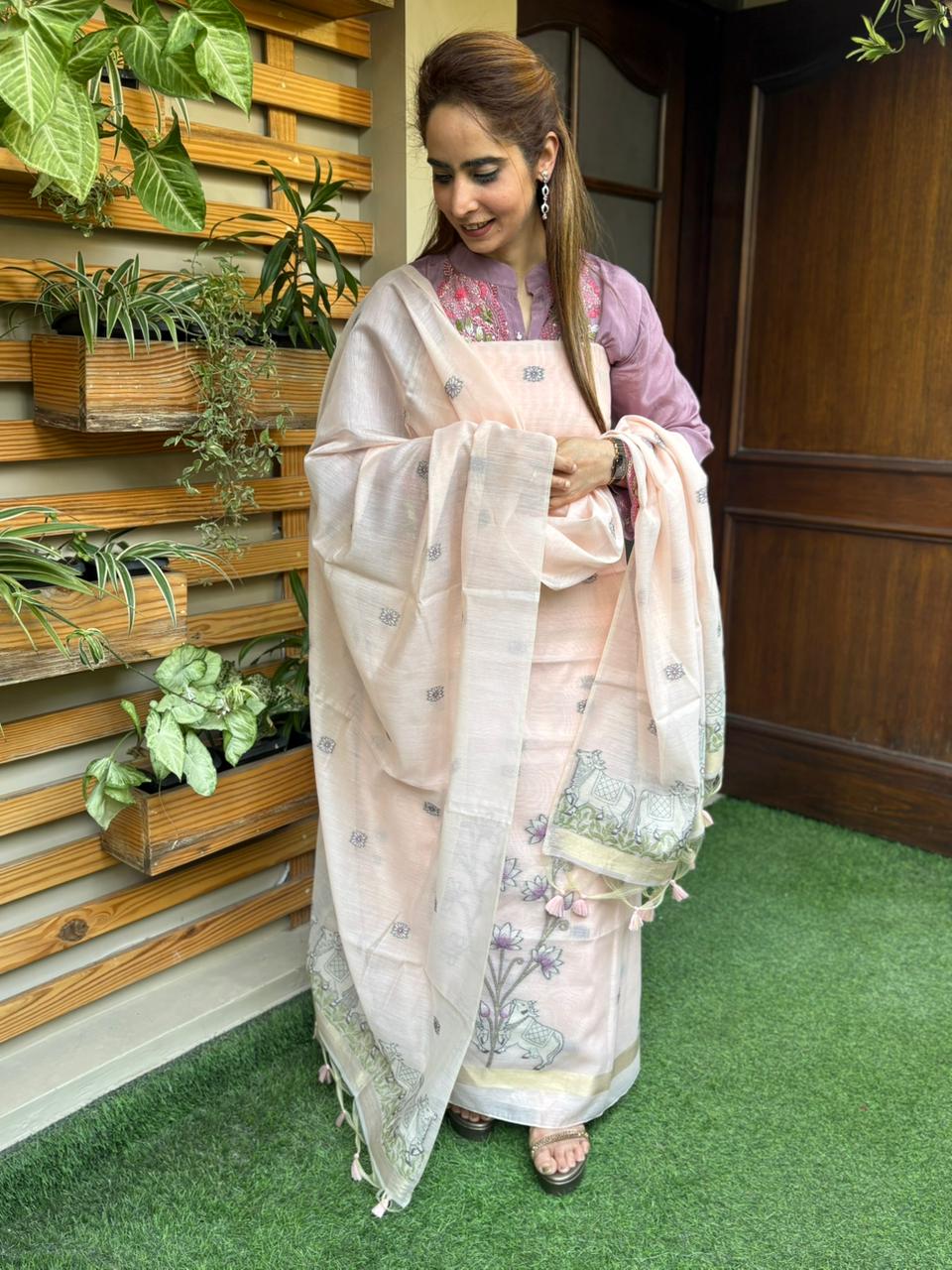 Unstitched suit set is crafted in premium Jamdani cotton fabric