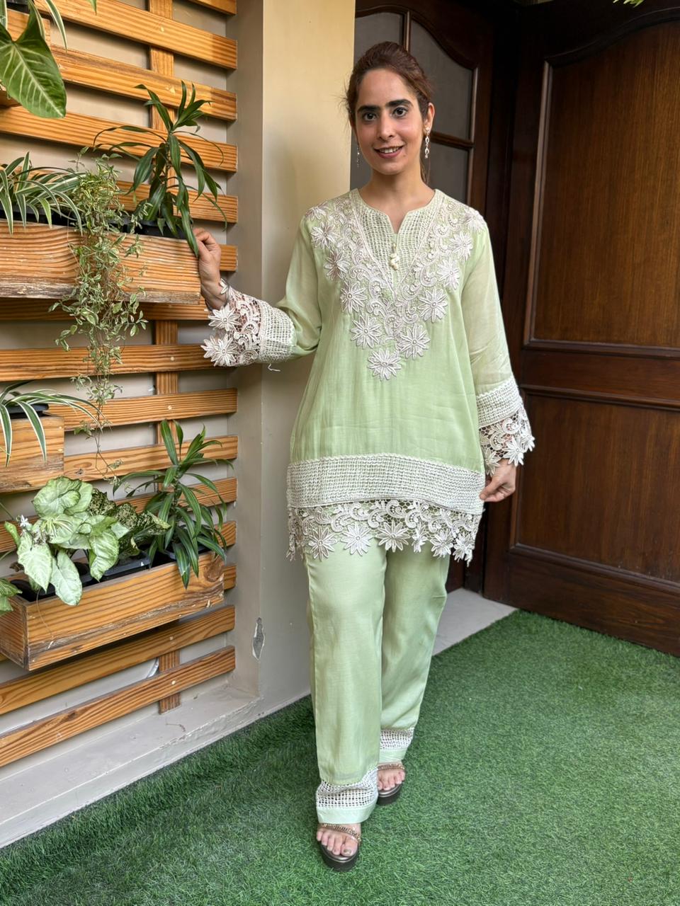 Elegant cord set is crafted in soft and breathable mul cotton fabric