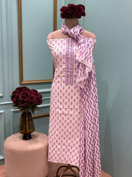 Beautiful unstitched suit crafted