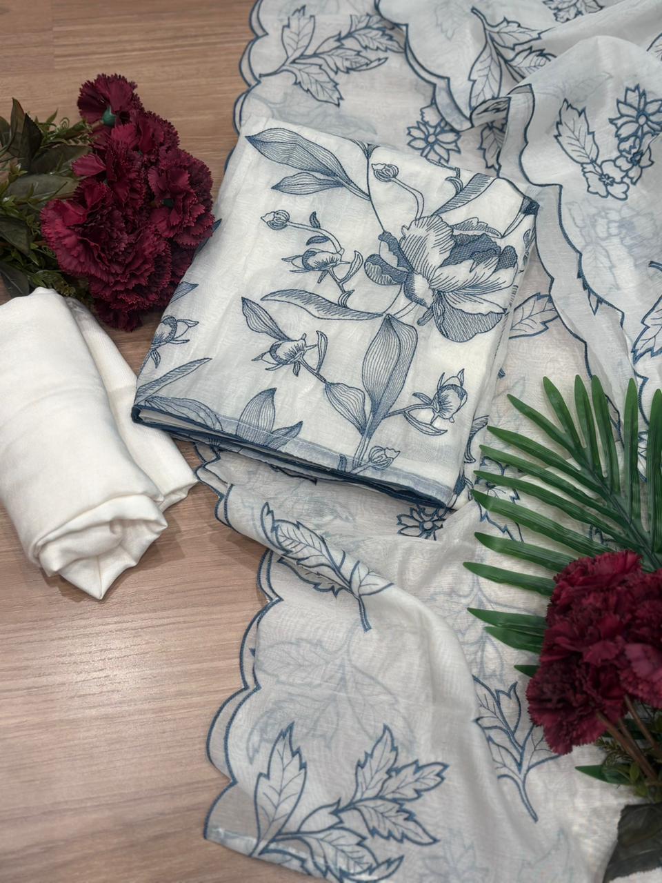 Unstitched suit crafted in soft mul cotton fabric