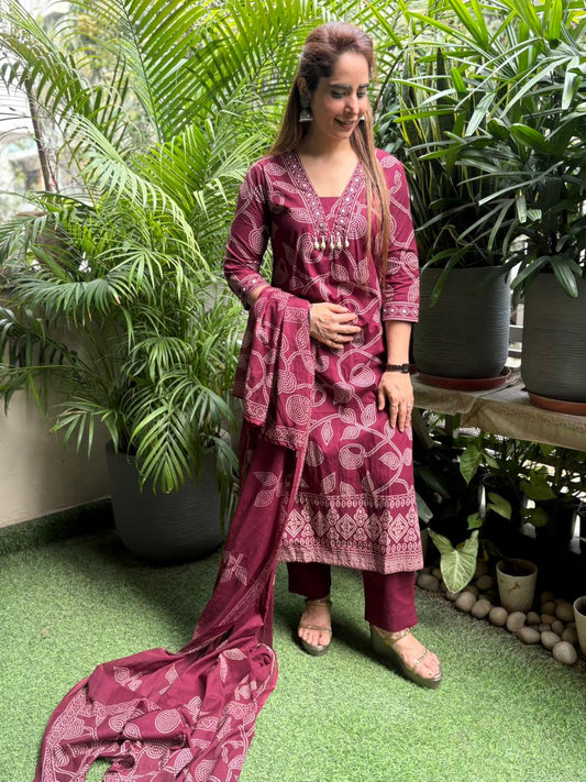 Bandhej-inspired print, adding a traditional yet stylish charm