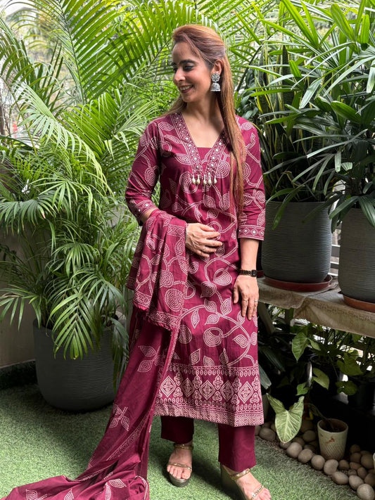 Bandhej-inspired print, adding a traditional yet stylish charm